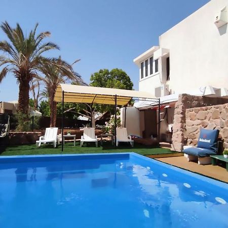Guest House "Villa Klara Eilat" Heated Pool And Sauna All Year Round Exteriör bild