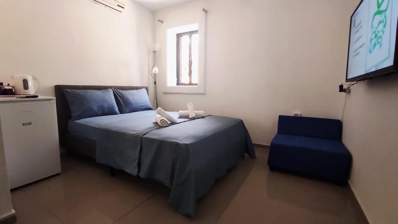 Guest House "Villa Klara Eilat" Heated Pool And Sauna All Year Round Exteriör bild