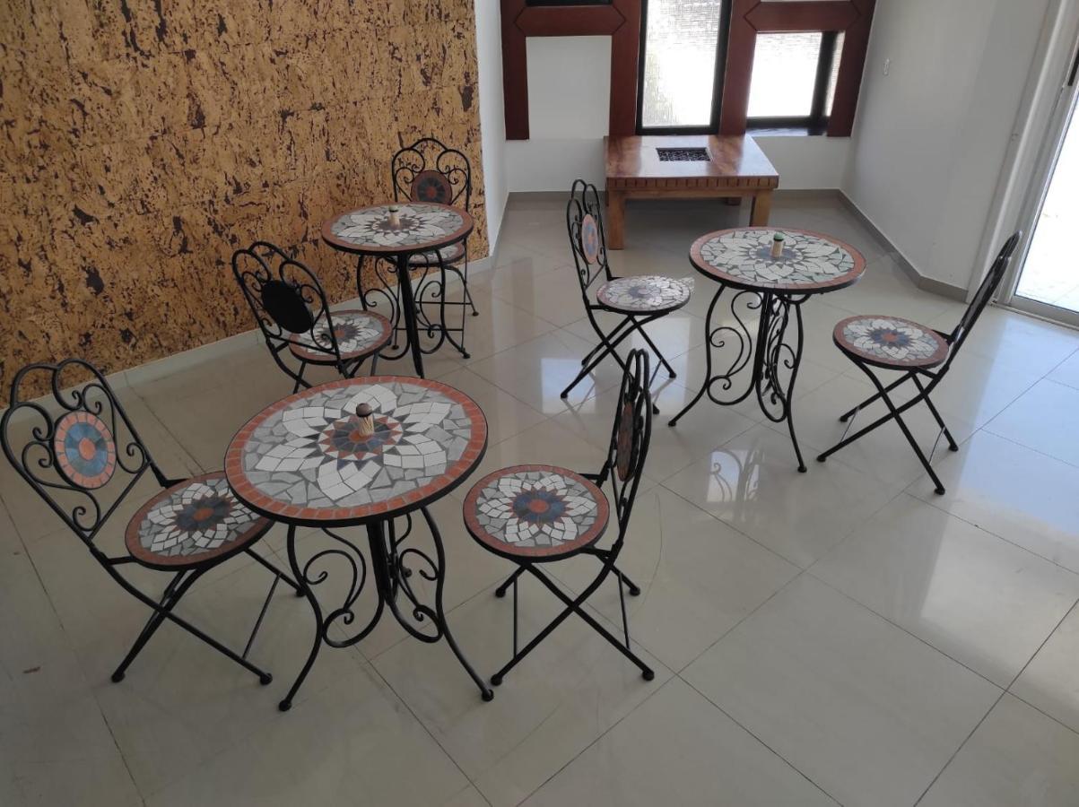 Guest House "Villa Klara Eilat" Heated Pool And Sauna All Year Round Exteriör bild