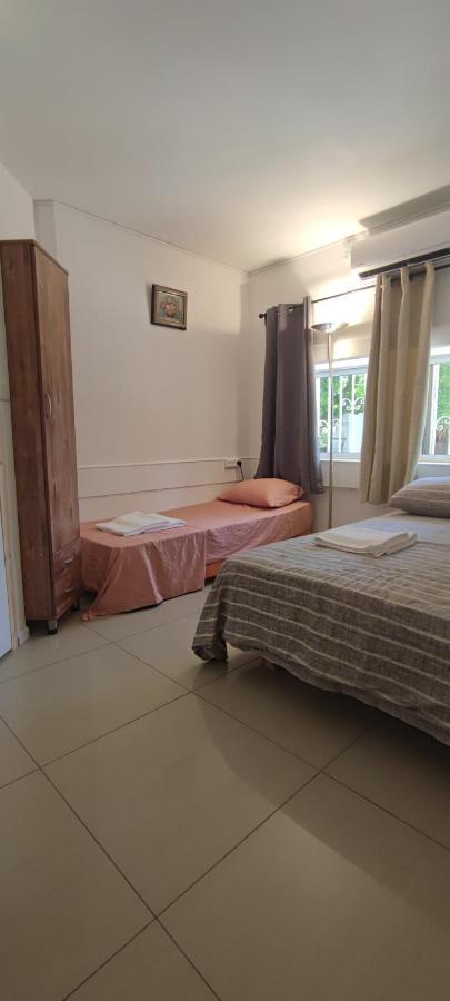 Guest House "Villa Klara Eilat" Heated Pool And Sauna All Year Round Exteriör bild